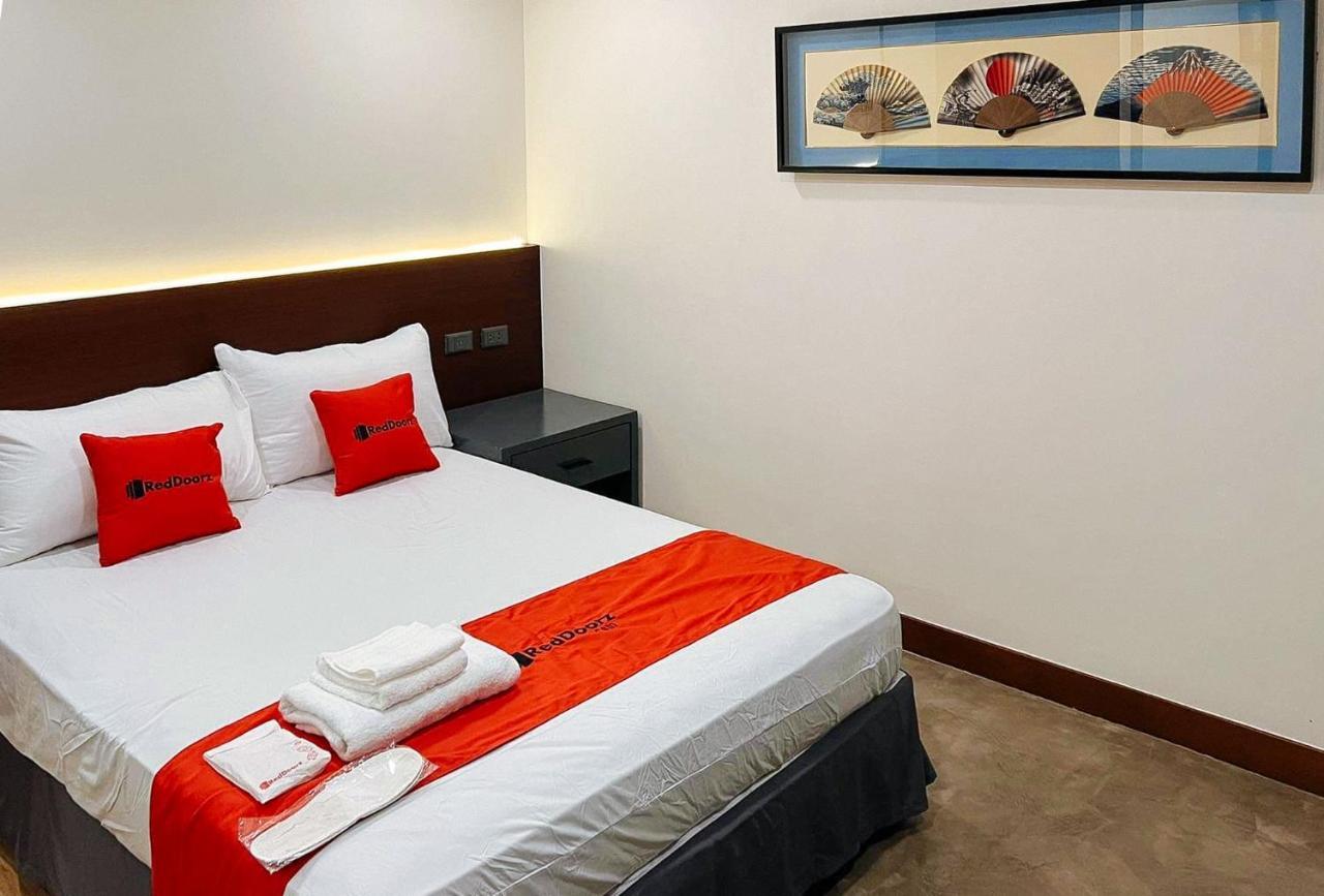 Reddoorz Plus @ Toshiko Boutique Hotel Koronadal City Экстерьер фото