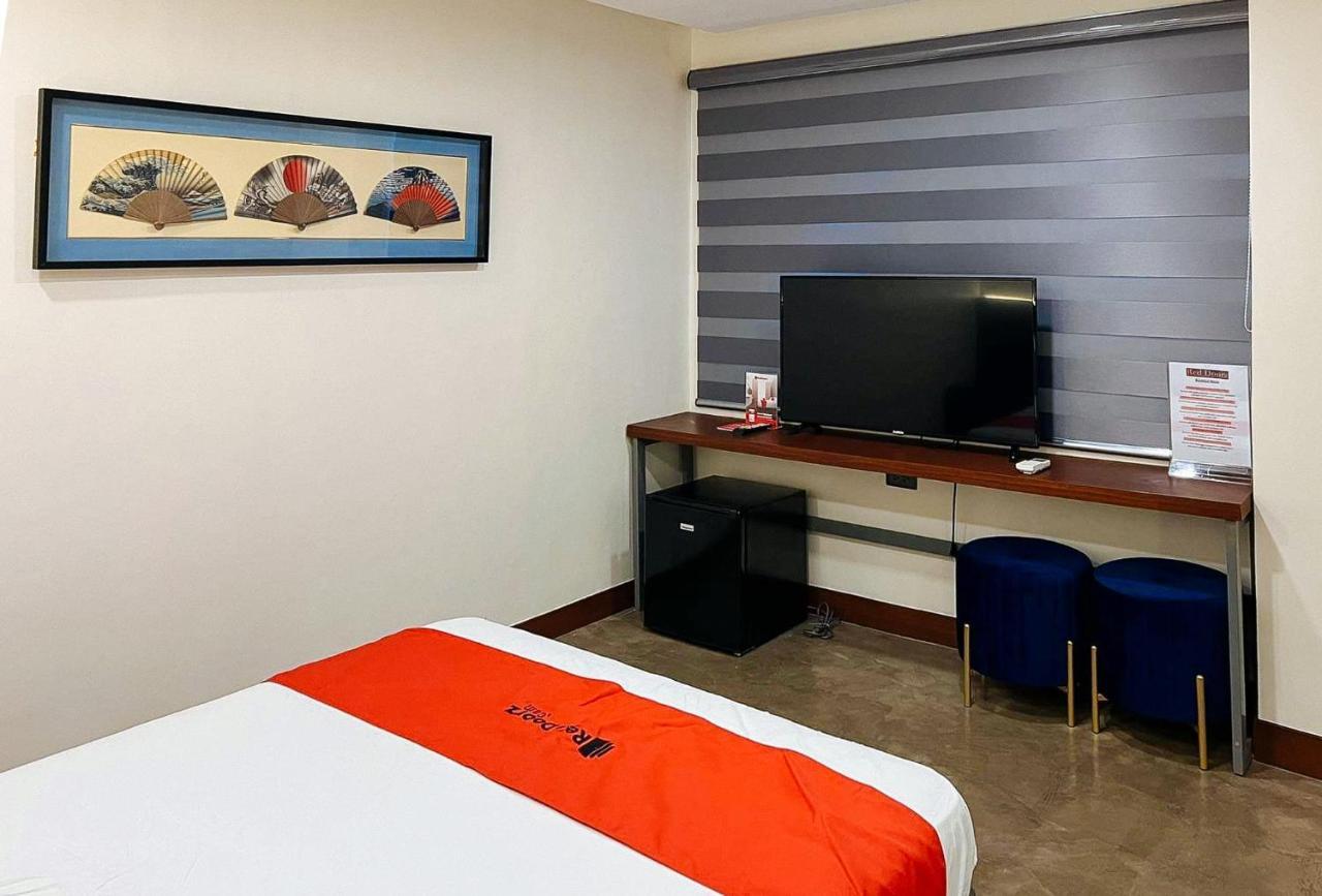 Reddoorz Plus @ Toshiko Boutique Hotel Koronadal City Экстерьер фото