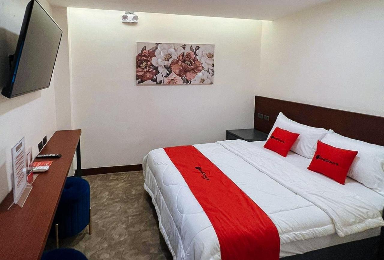 Reddoorz Plus @ Toshiko Boutique Hotel Koronadal City Экстерьер фото
